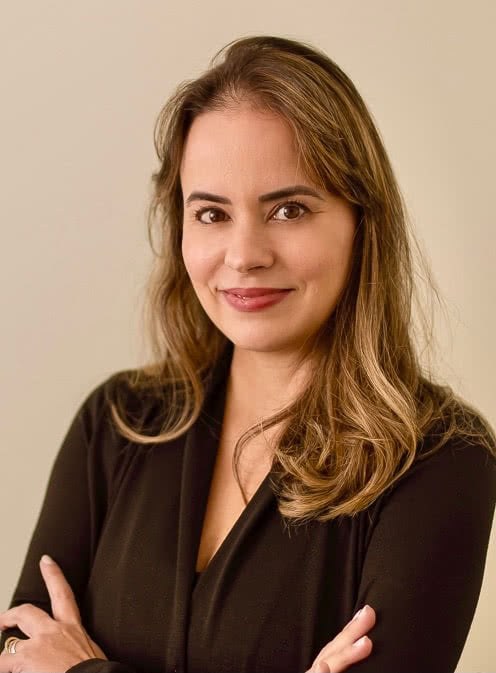 Dra. Juliana Lelis Spirandeli Amato, ginecologista especialista em medicina reprodutiva